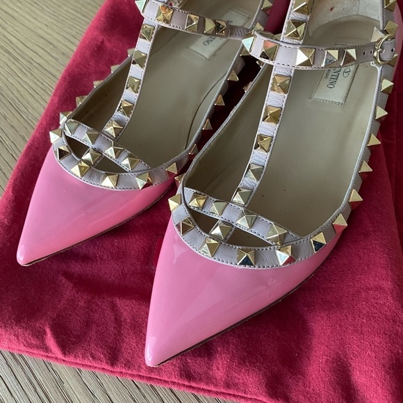 Valentino pink rock stud flats - Picture 1 of 12